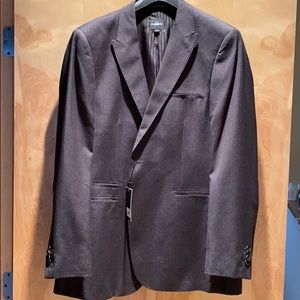 (NWT) Bachrach (Parc81) - 44R, Black w/stripes